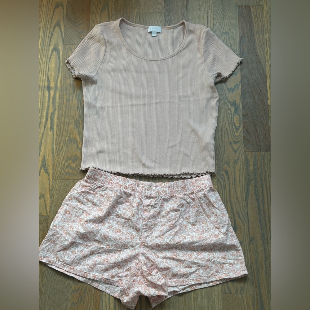 GAP Pink Pajama Set size M/L
